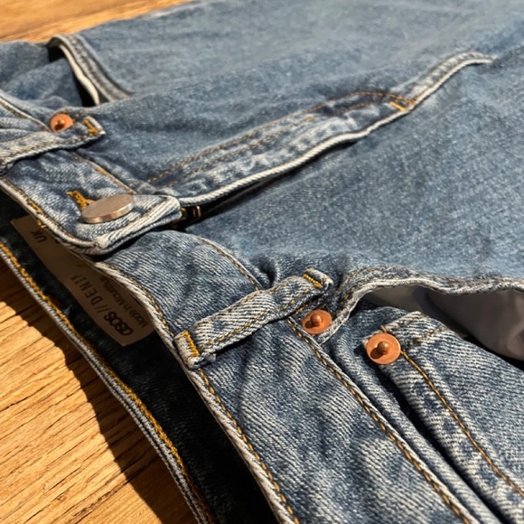 ASOS DENIM Distressed with frayed hem - Picture 2 of 10